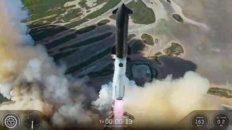 Удачное число 13: Starship запускает спутники Starlink и безопасно приземляется