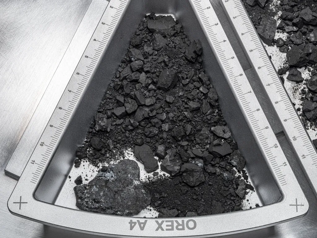 Образцы OSIRIS-REx раскрыли парадокс происхождения астероида Бенну