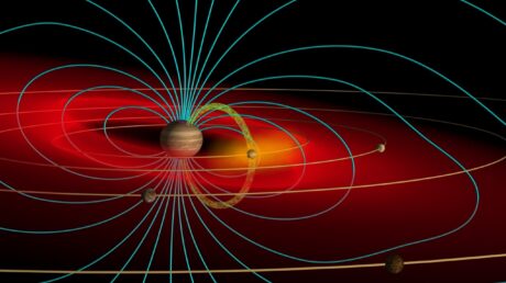 Зонд Juno обнаружил гигантские плазменные волны в магнитосфере Юпитера